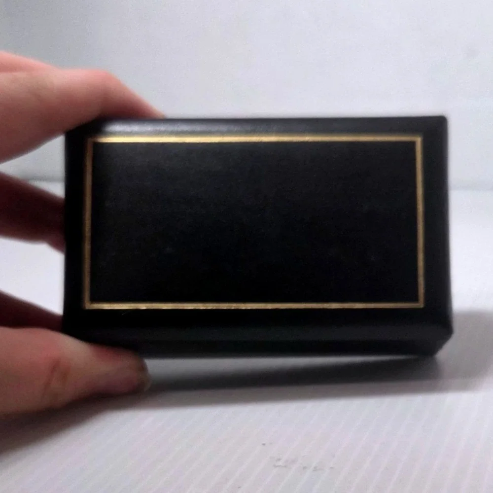 Vintage LaMode Black Onyx Crest Cufflinks Tie Clip Set Gold Tone With Case